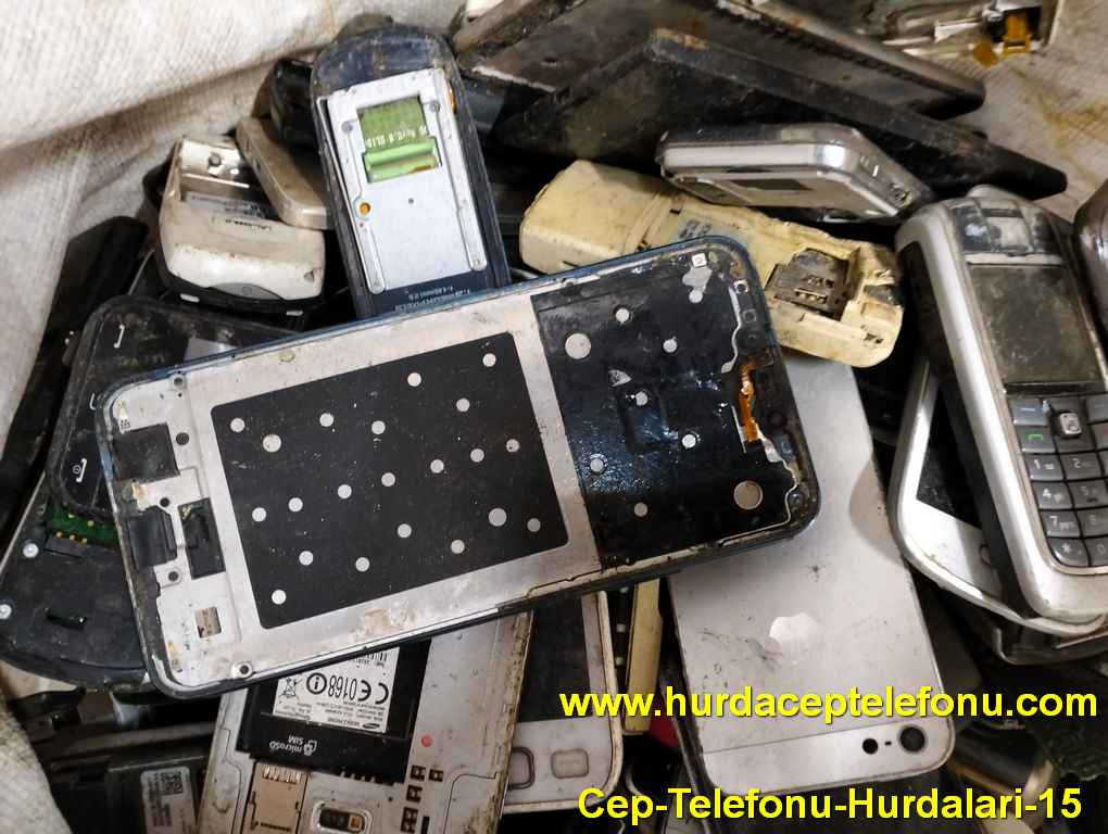 Cep Telefonu Batarya Hurdaları