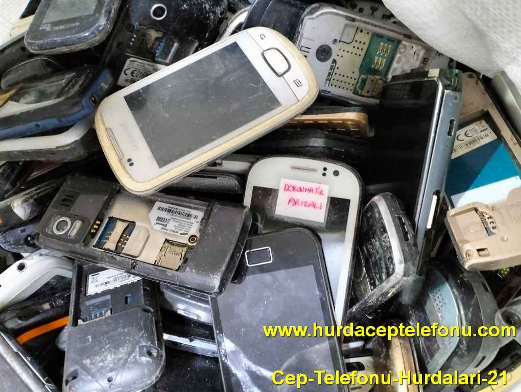 Hurda LCD Cep Telefonu Ekranları