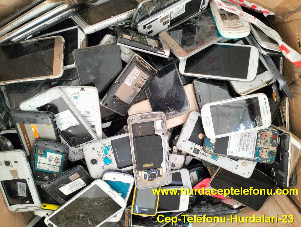 Tuşlu Cep Telefonu Hurdaları,